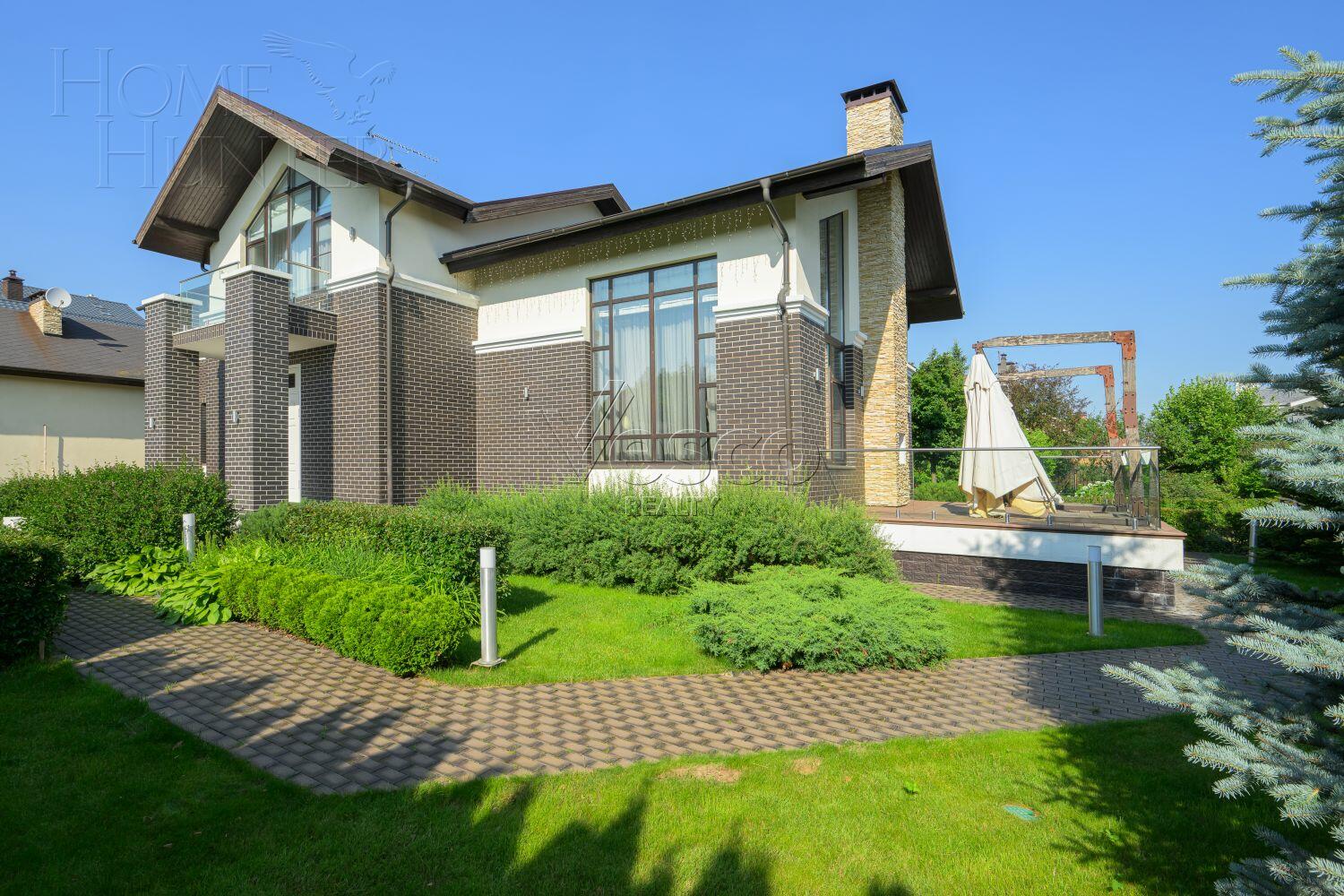 2-этажный коттедж 357 м² с отделкой