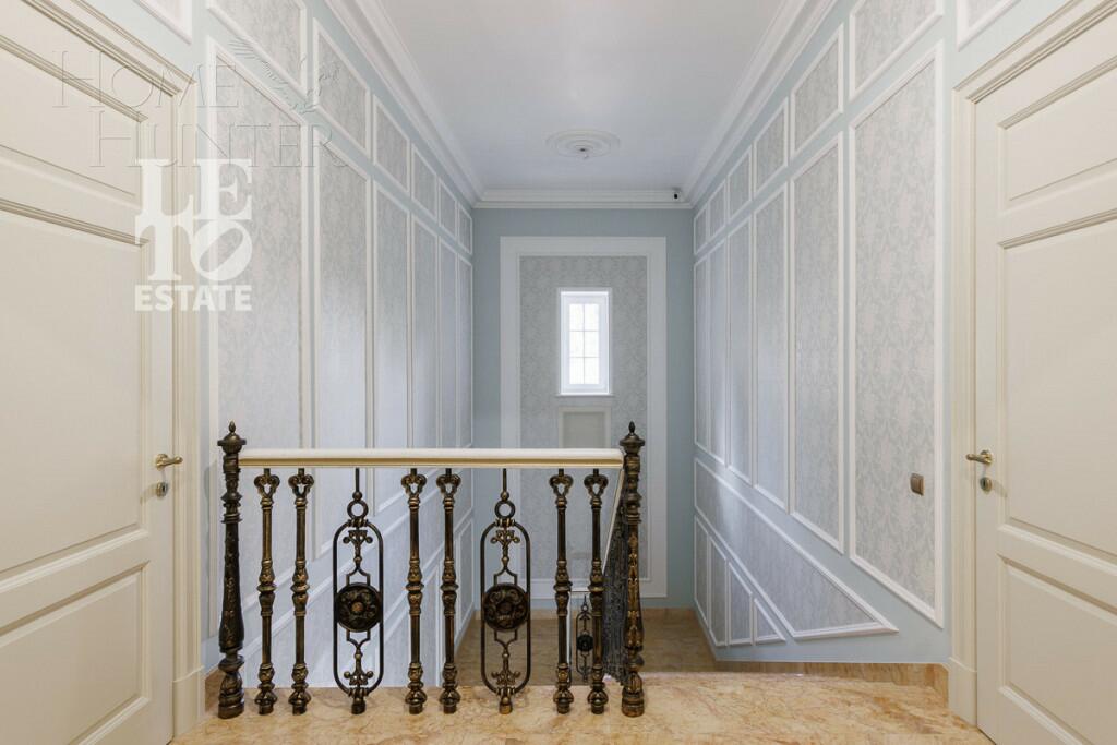 2-этажный коттедж 1 556 м² с отделкой