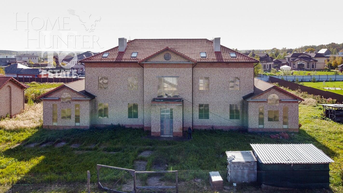 2-этажный коттедж 1 050 м² без отделки