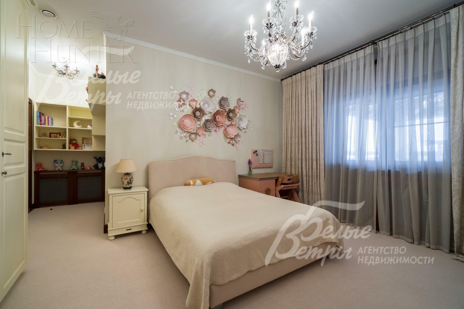 2-этажный коттедж 2 200 м² с отделкой