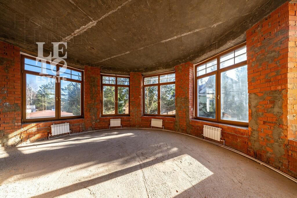 2-этажный коттедж 600 м² без отделки