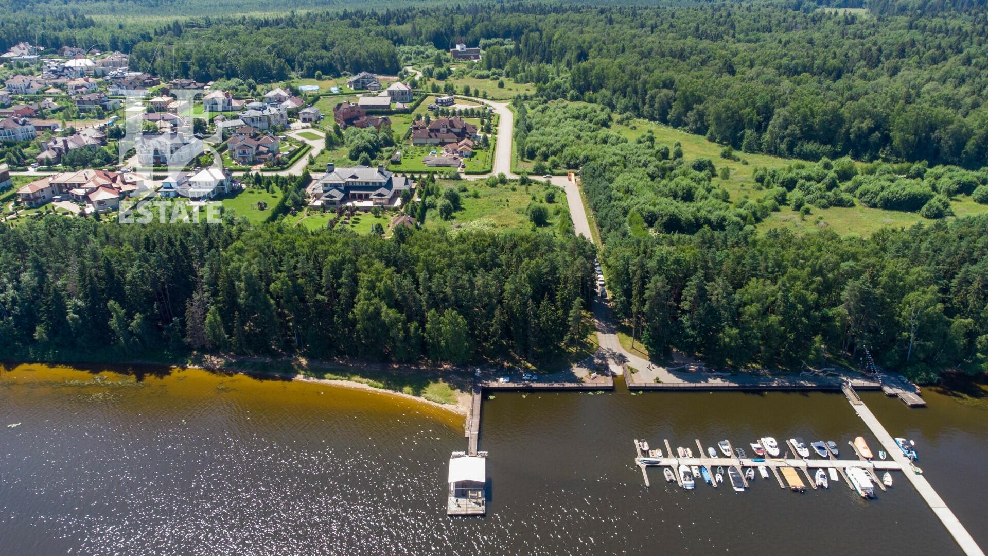 Участок 70 сот. в охраняемом поселке