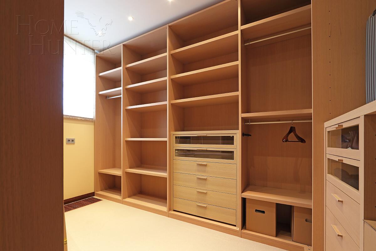 4-КОМН. КВАРТИРА С ОТДЕЛКОЙ 211.6 М² НА 7 ЭТАЖЕ