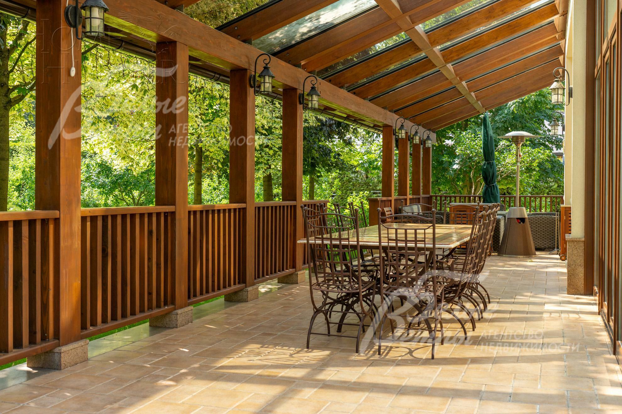 2-этажный коттедж 2 200 м² с отделкой