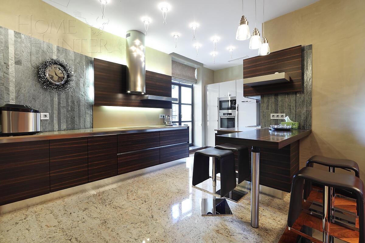 4-КОМН. КВАРТИРА С ОТДЕЛКОЙ 211.6 М² НА 7 ЭТАЖЕ