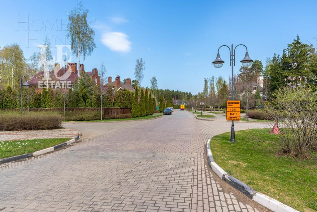 2-этажный коттедж 1 556 м² с отделкой