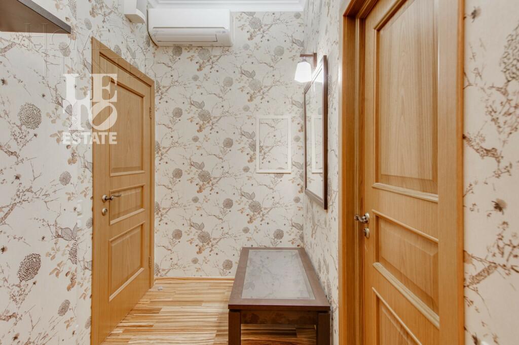 3-этажный коттедж 553.6 м² с отделкой