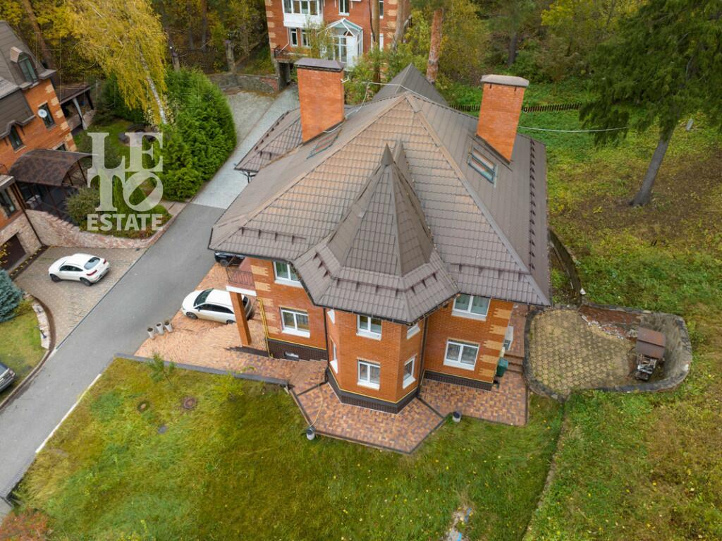 2-этажный коттедж 440.2 м² с отделкой