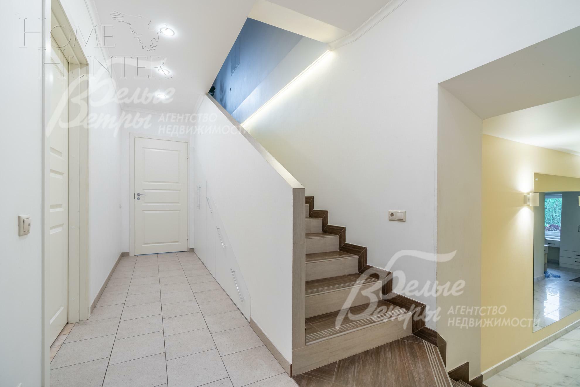 2-этажный коттедж 370 м² с отделкой