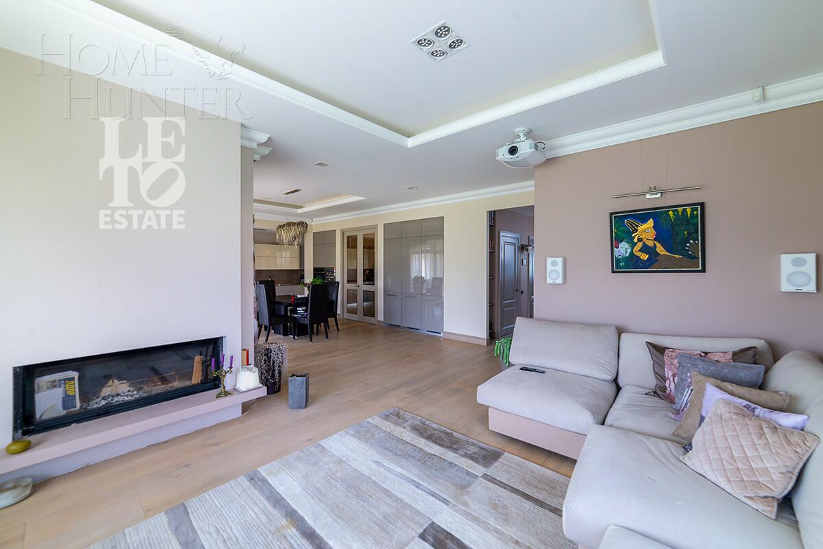 2-этажный коттедж 284.9 м² с отделкой