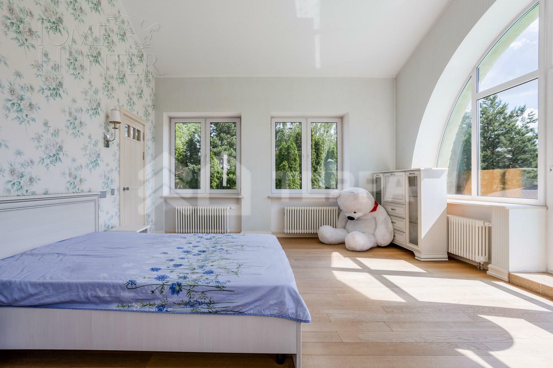 2-этажный коттедж 1 087 м² с отделкой