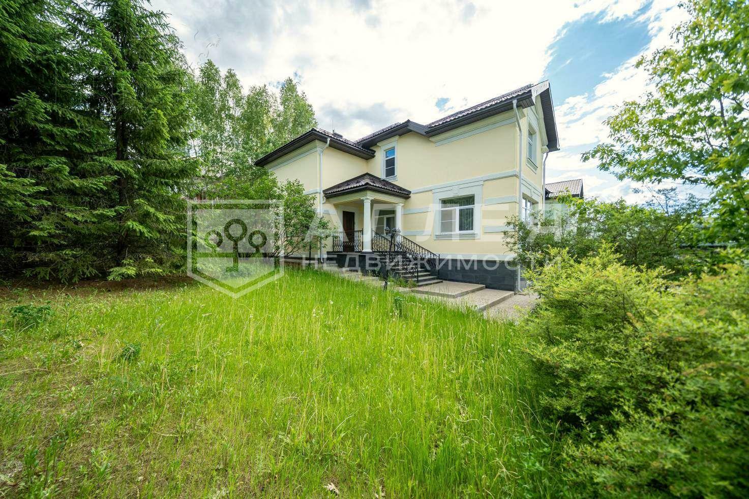 2-этажный коттедж 300 м² с отделкой