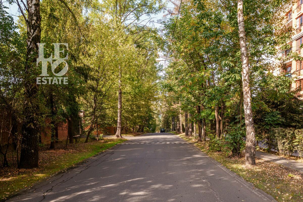 4-КОМН. КВАРТИРА С ОТДЕЛКОЙ 197.3 М² НА 4 ЭТАЖЕ