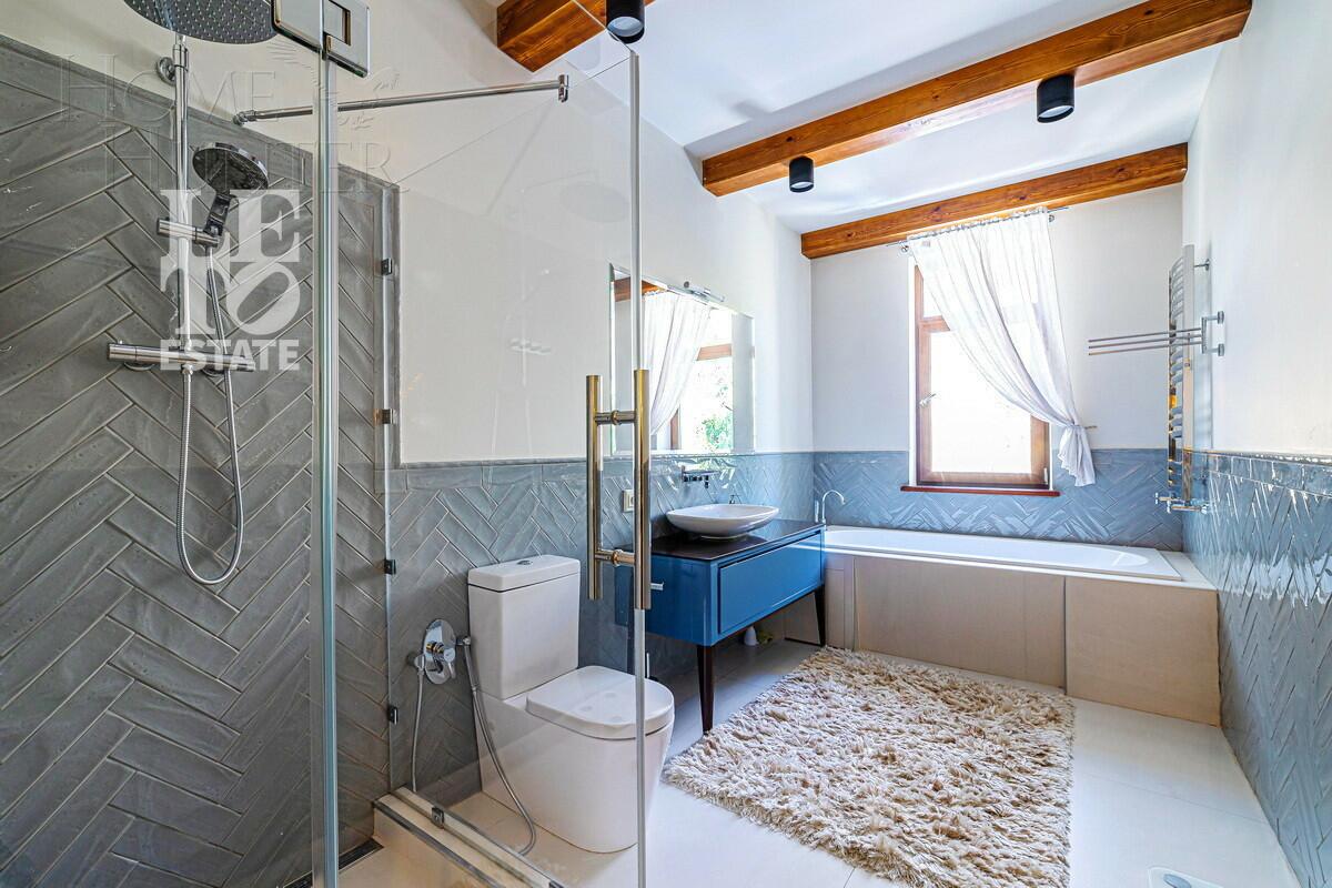 2-этажный коттедж 637 м² с отделкой