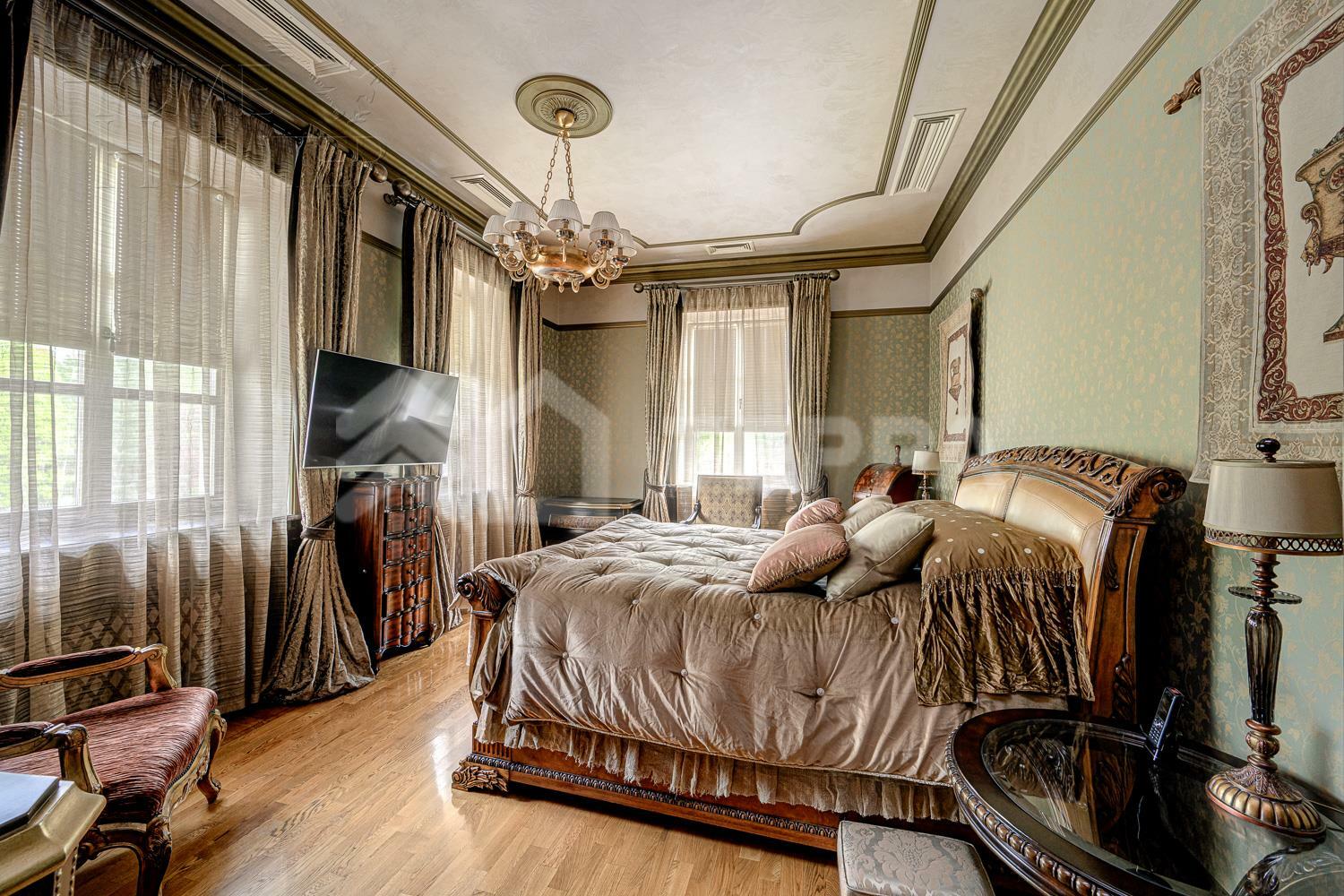 2-этажный коттедж 1 250 м² с отделкой