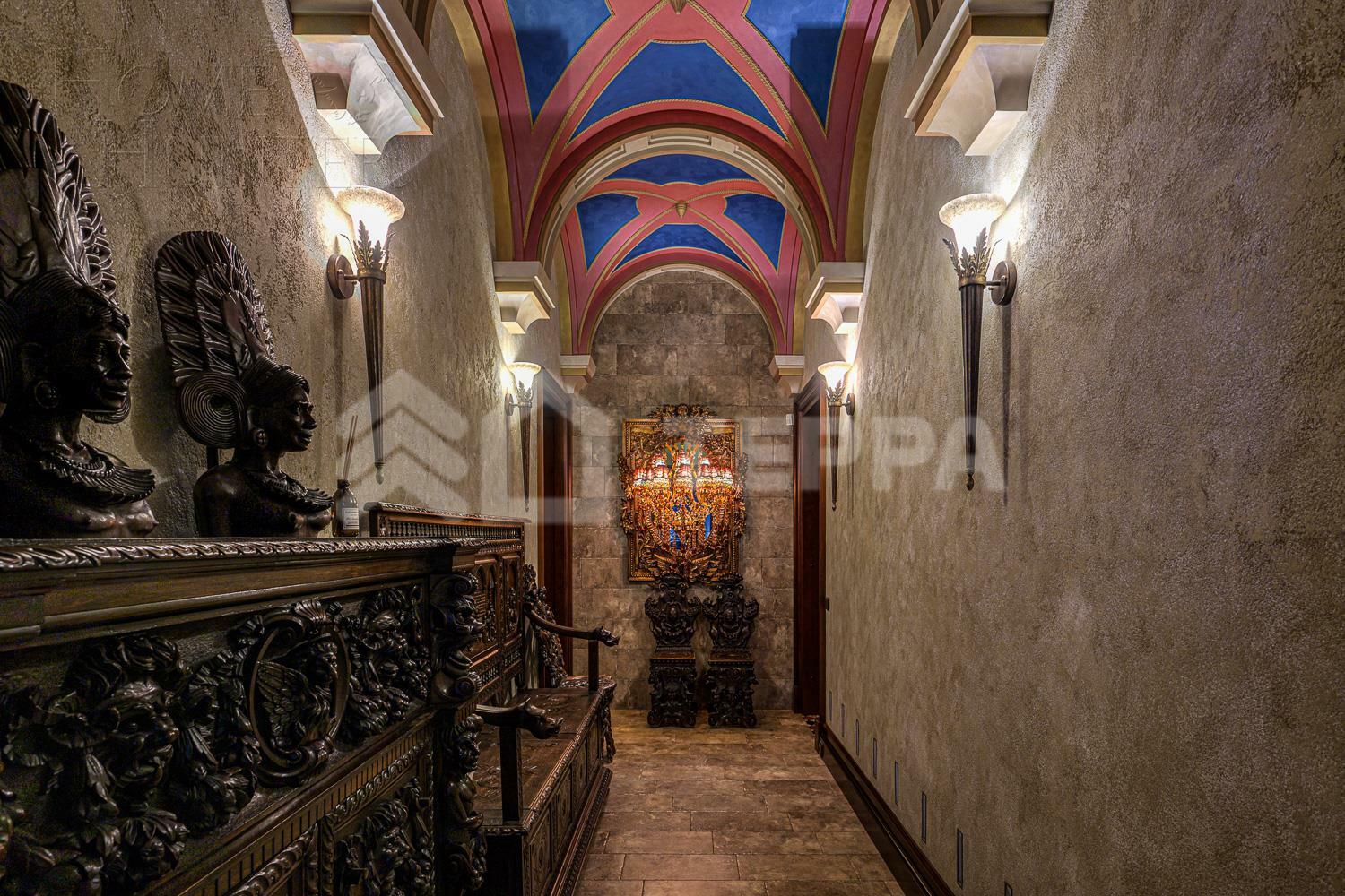 2-этажный коттедж 1 250 м² с отделкой