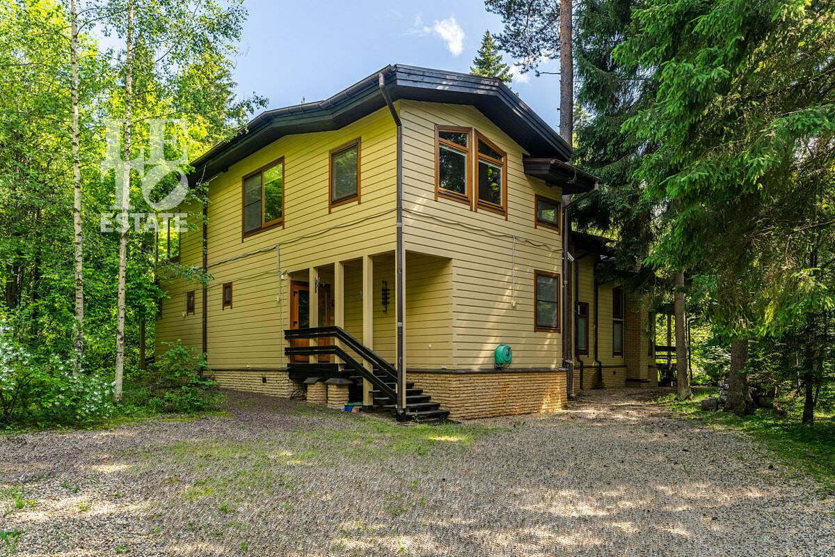 2-этажный коттедж 430 м² с отделкой