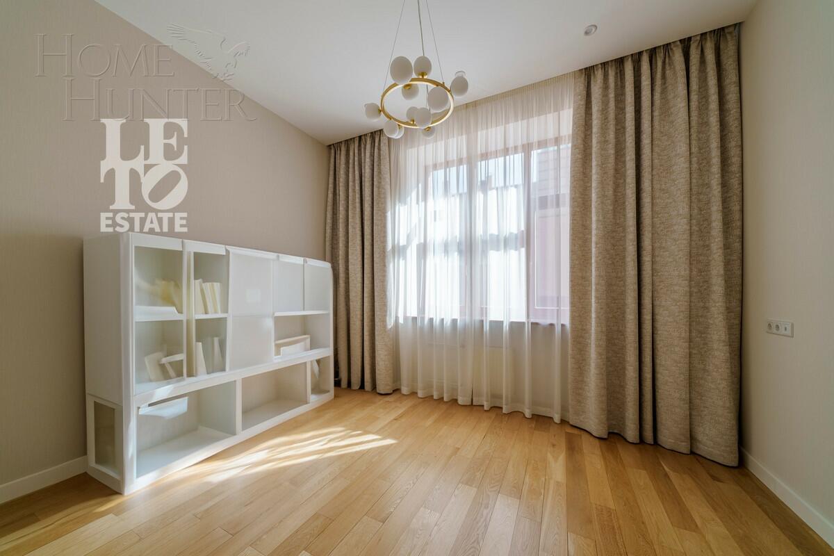 4-КОМН. КВАРТИРА С ОТДЕЛКОЙ 197.3 М² НА 4 ЭТАЖЕ