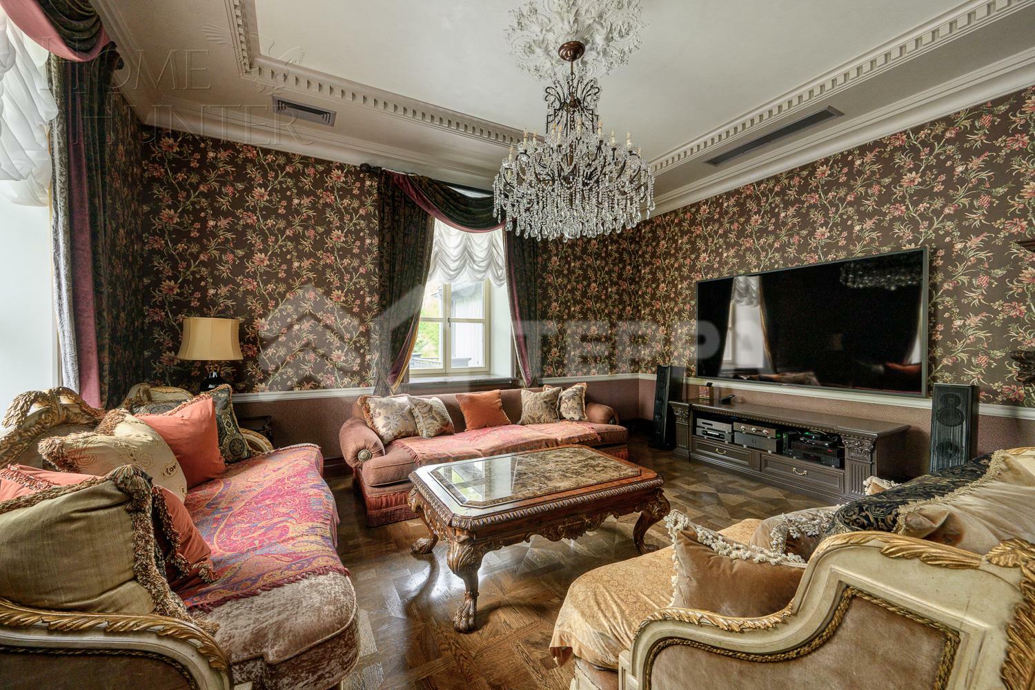 2-этажный коттедж 1 250 м² с отделкой