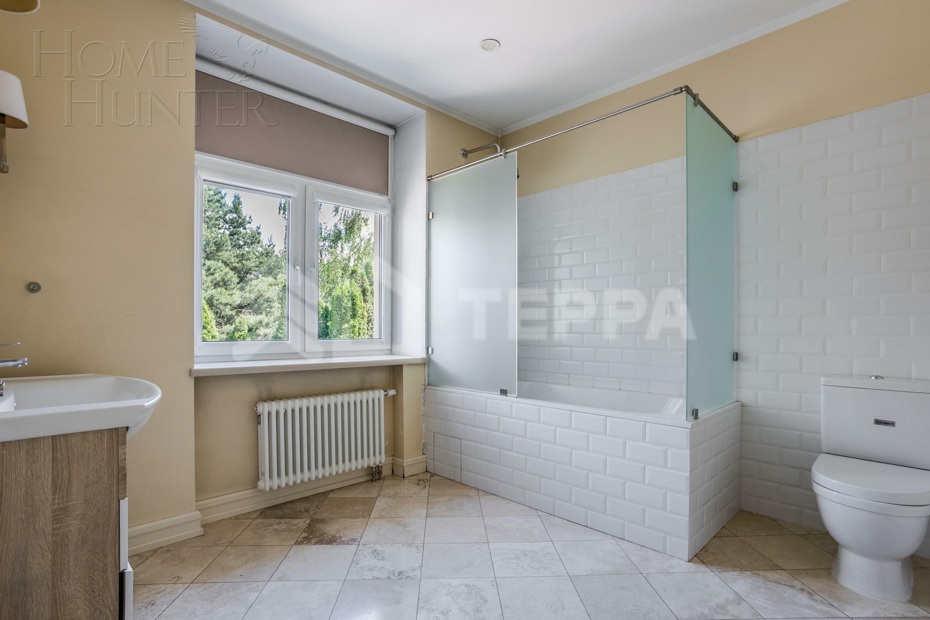 2-этажный коттедж 1 087 м² с отделкой