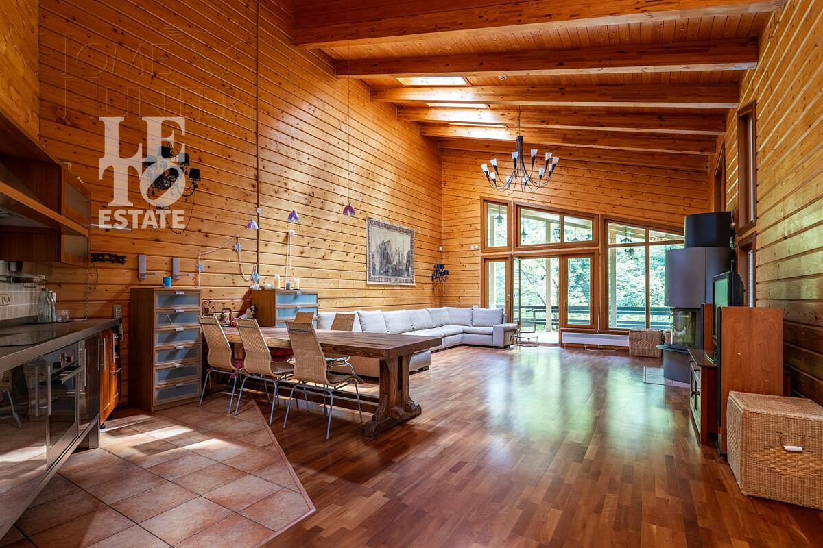 2-этажный коттедж 430 м² с отделкой