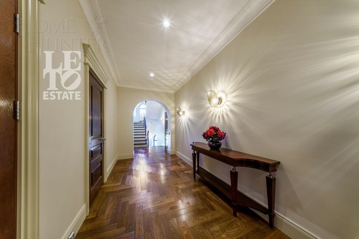 2-этажный коттедж 637 м² с отделкой