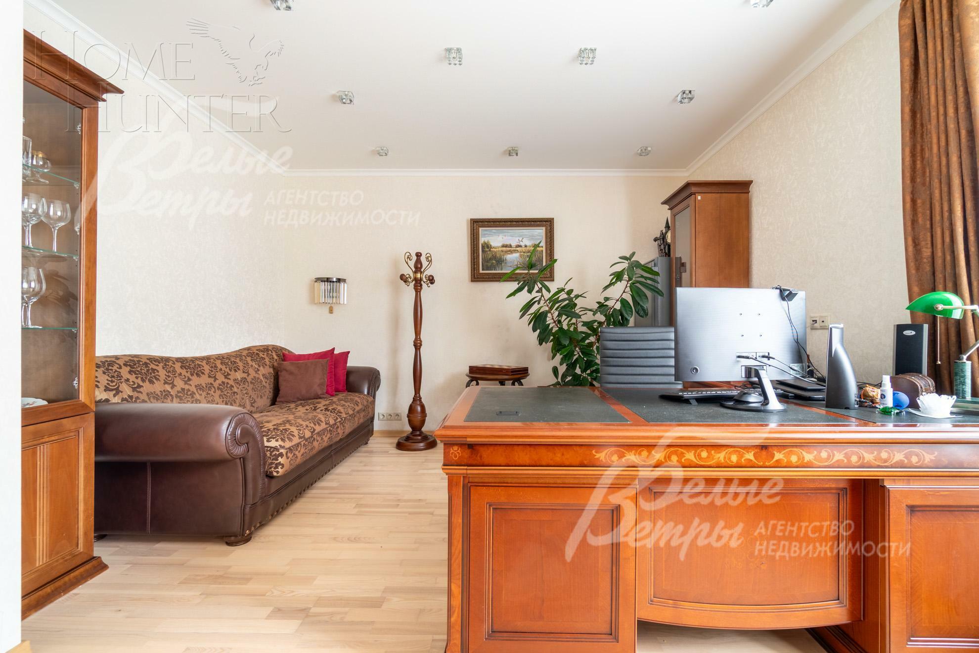 2-этажный коттедж 370 м² с отделкой