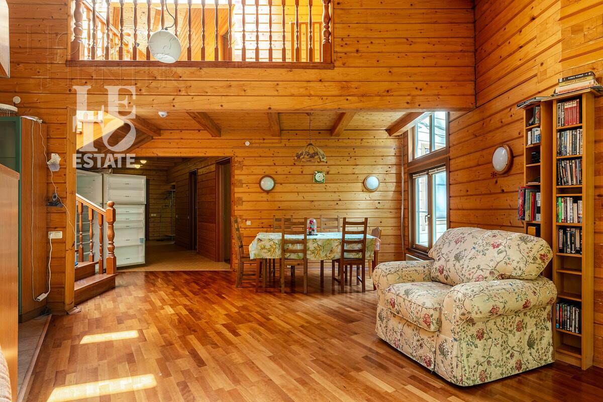 2-этажный коттедж 430 м² с отделкой