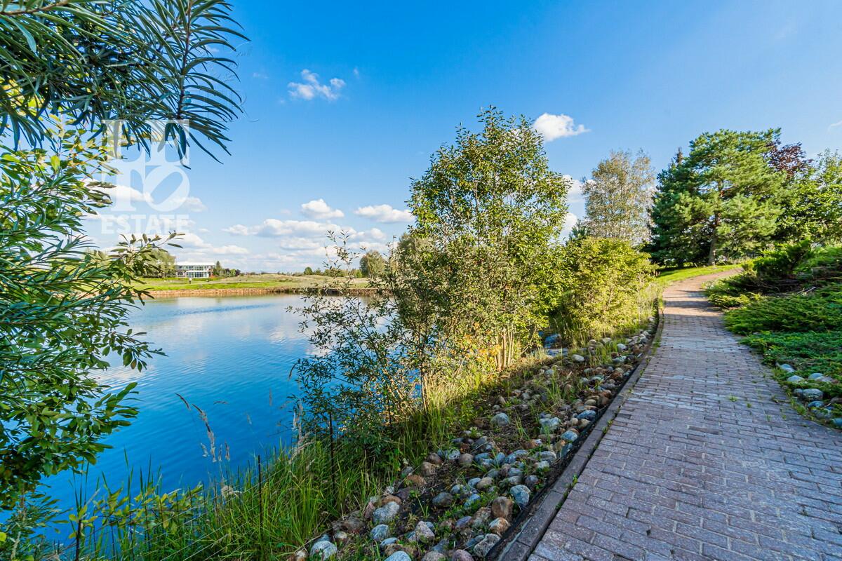 2-этажный коттедж 1 272.6 м² без отделки