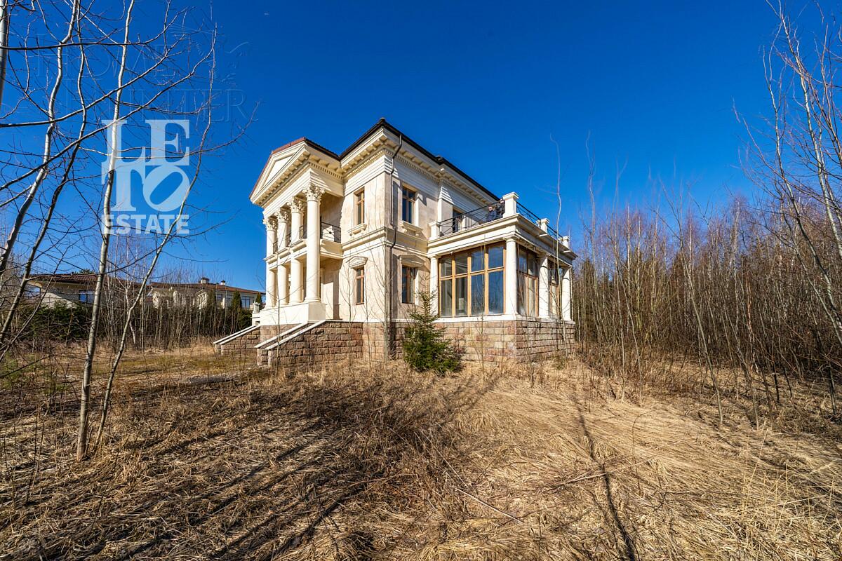 2-этажный коттедж 680 м² без отделки