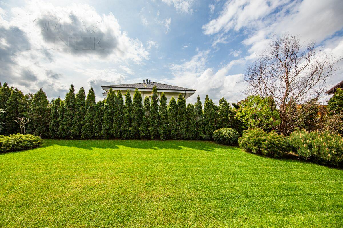 2-этажный коттедж 300 м² с отделкой