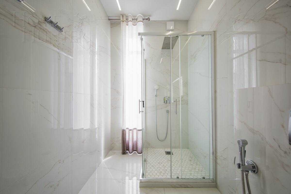 2-этажный коттедж 300 м² с отделкой