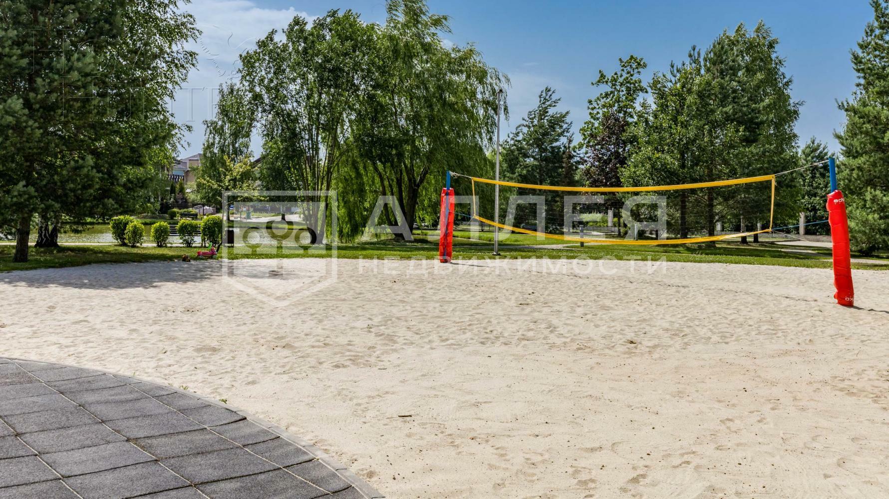 2-этажный коттедж 280 м² без отделки