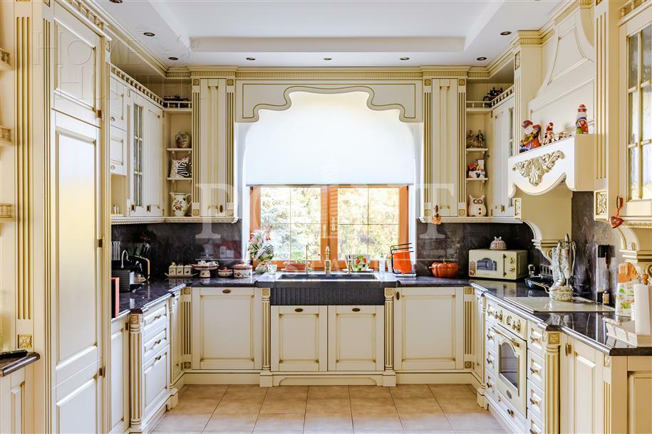 3-этажный коттедж 762 м² с отделкой