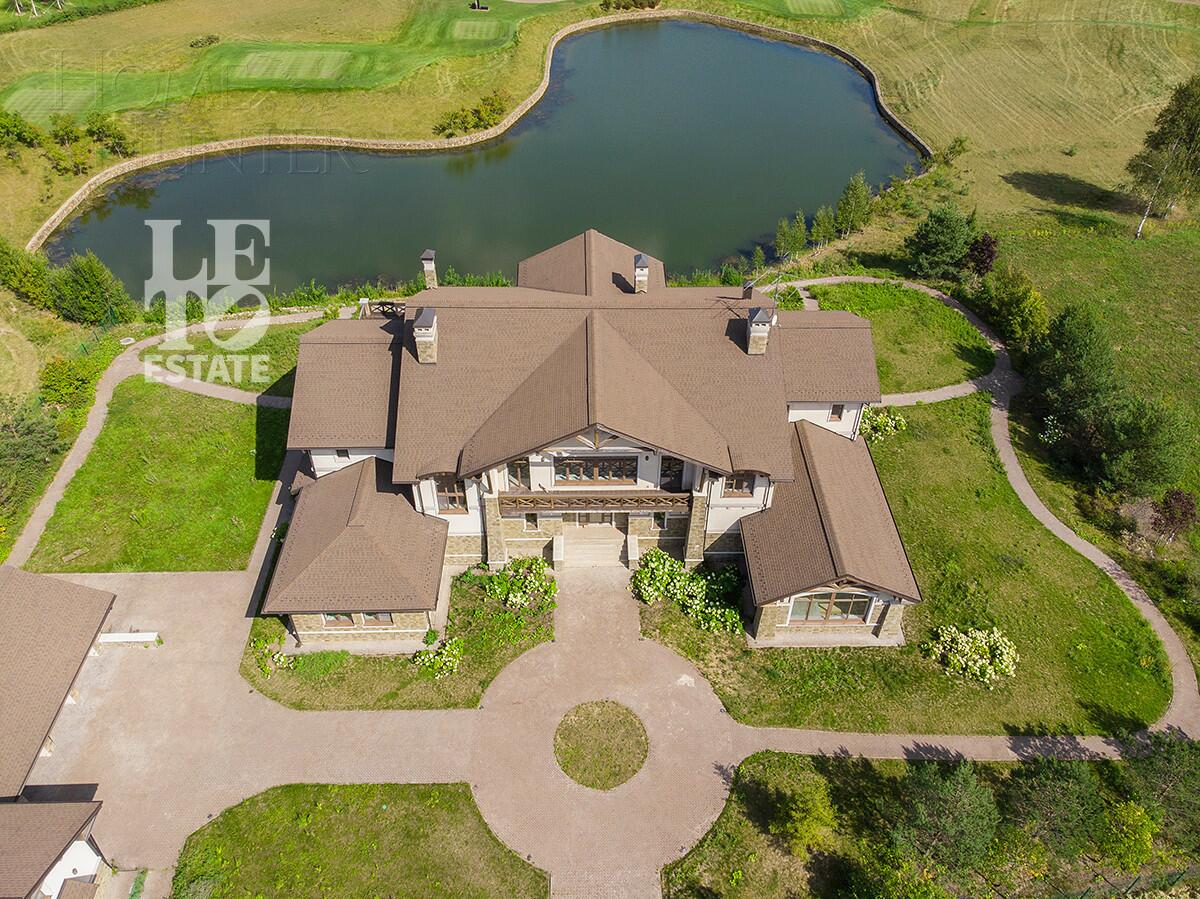 2-этажный коттедж 1 272.6 м² без отделки