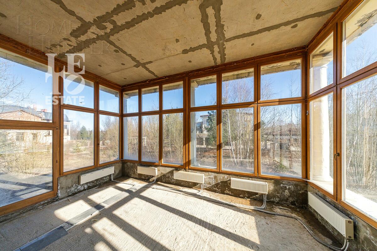 2-этажный коттедж 680 м² без отделки