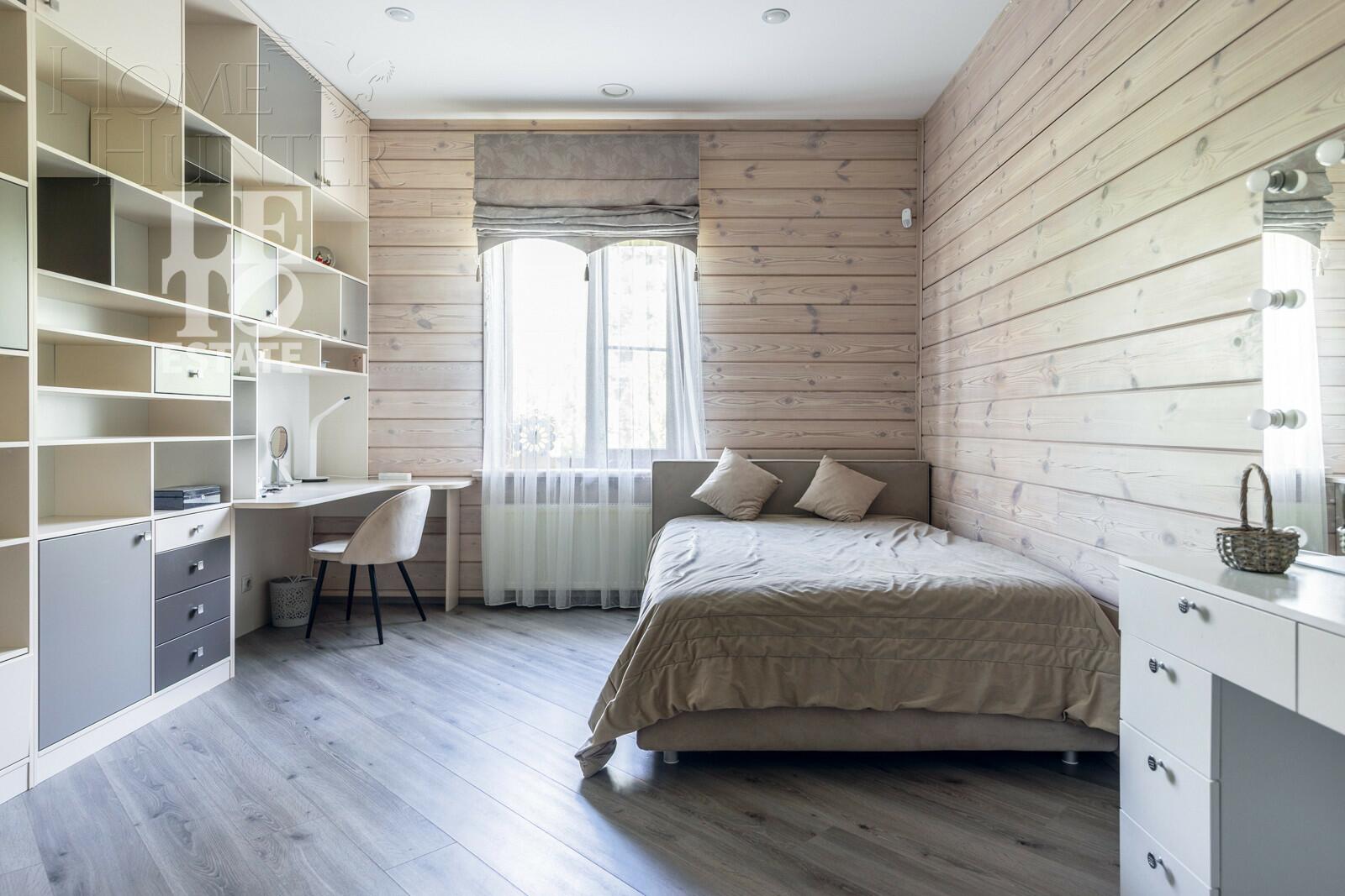 2-этажный коттедж 300 м² с отделкой