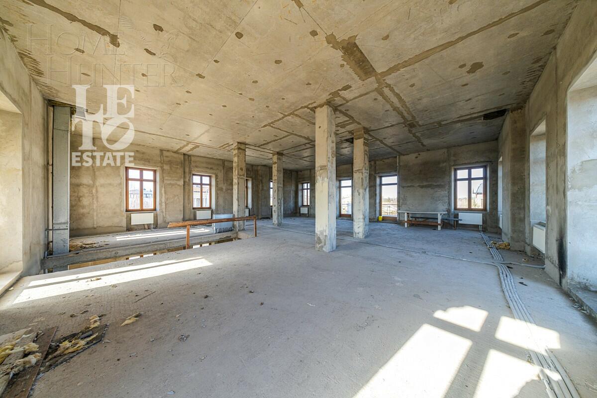 2-этажный коттедж 680 м² без отделки