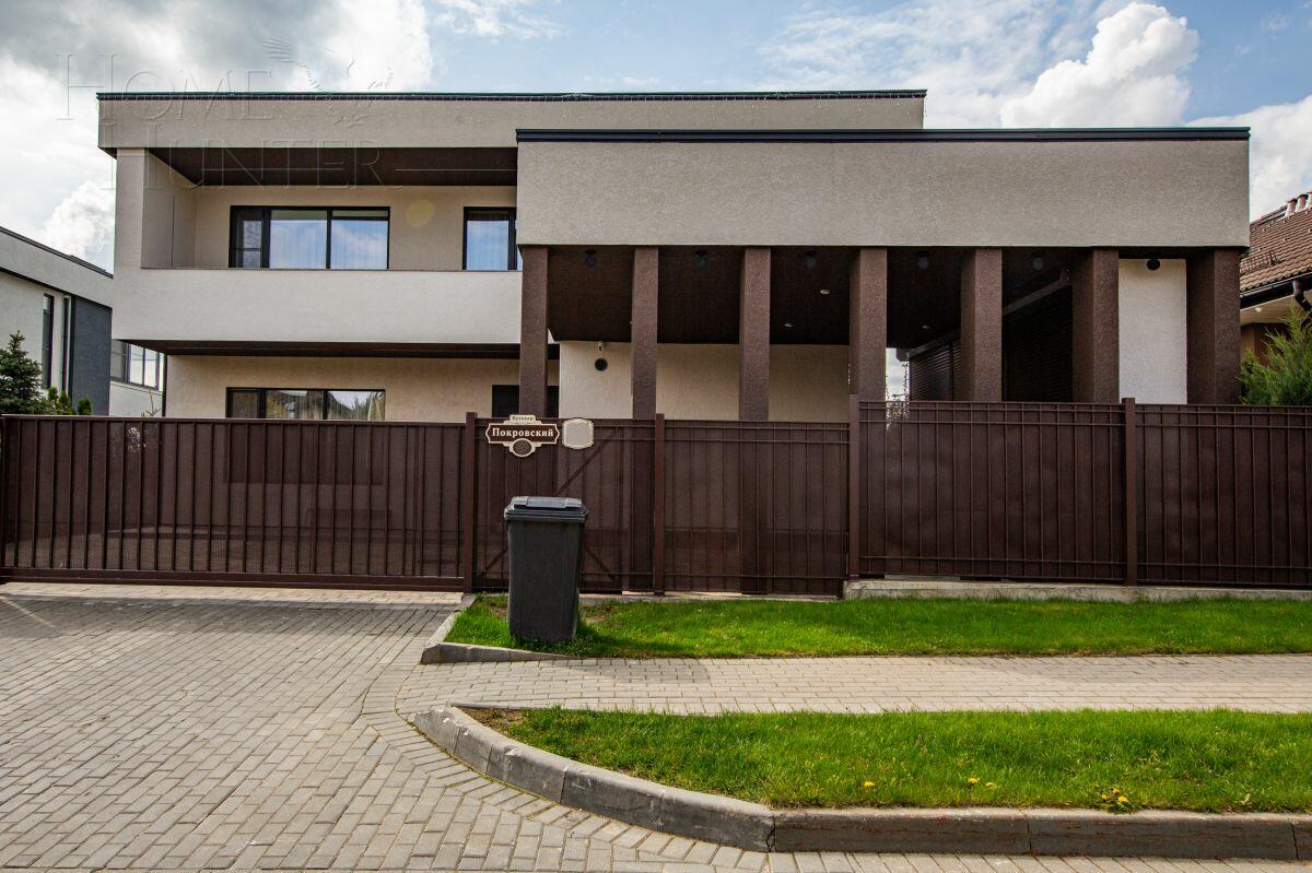 2-этажный коттедж 300 м² с отделкой