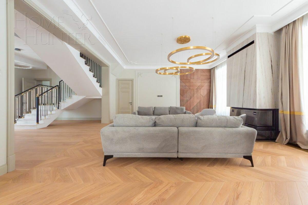 2-этажный коттедж 610 м² с отделкой