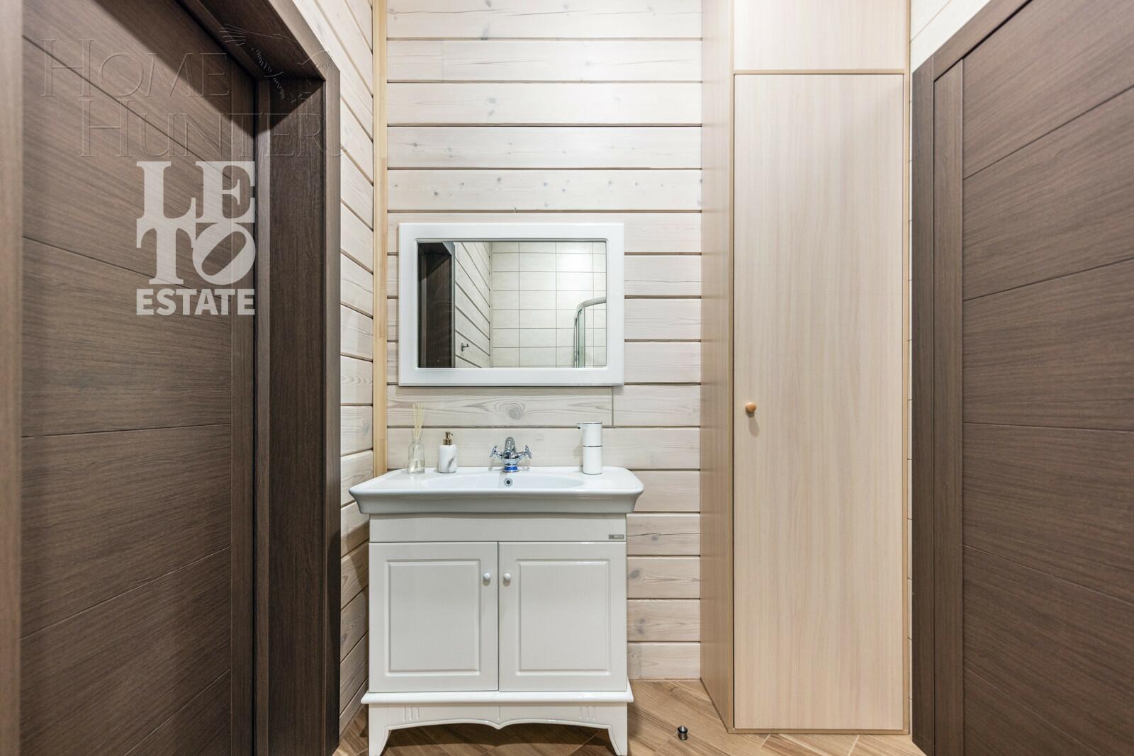 2-этажный коттедж 300 м² с отделкой