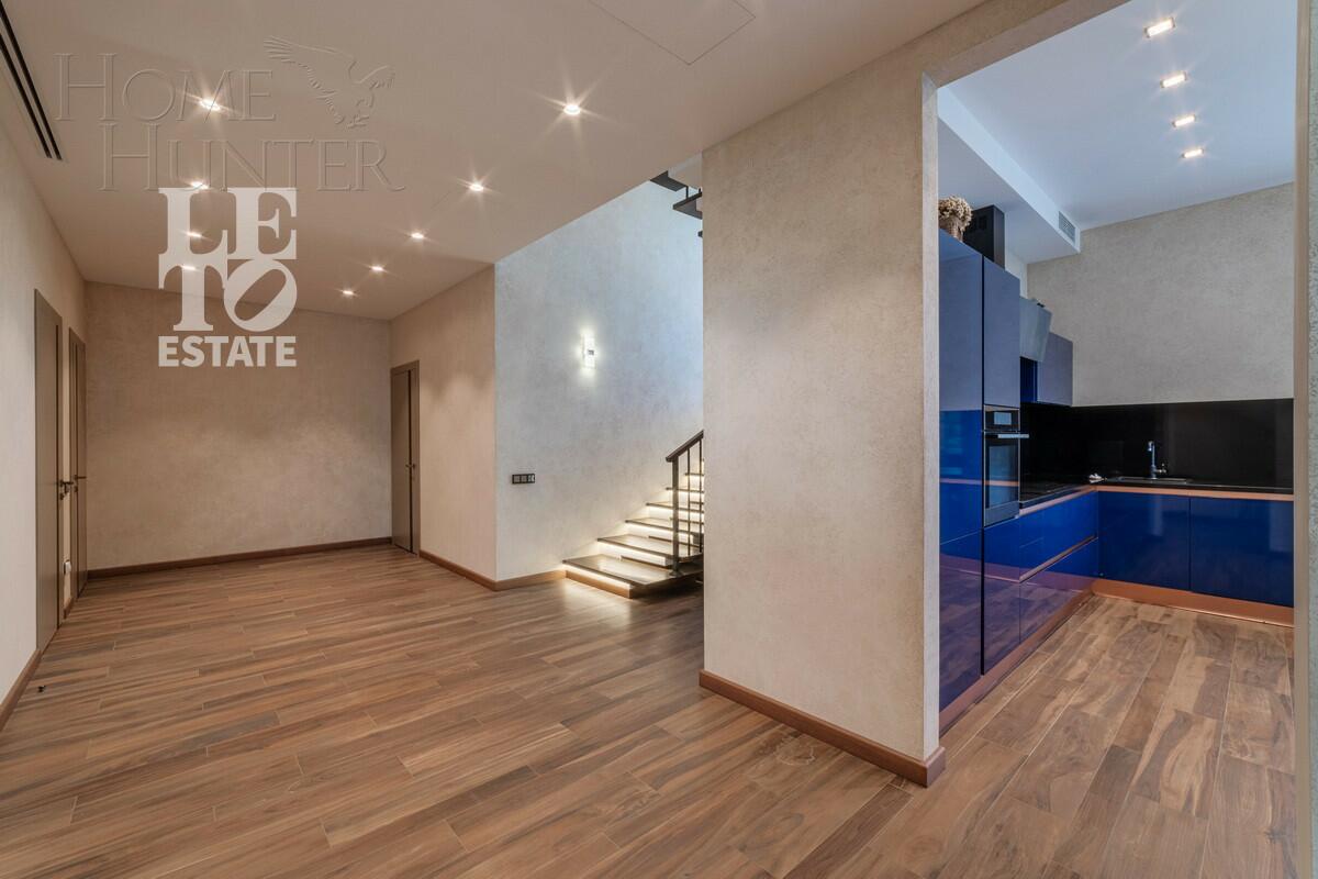 3-этажный коттедж 429 м² с отделкой