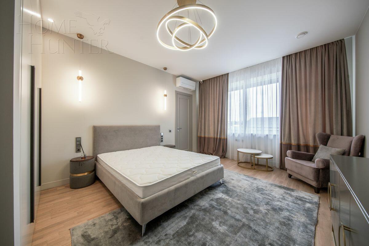 2-этажный коттедж 300 м² с отделкой