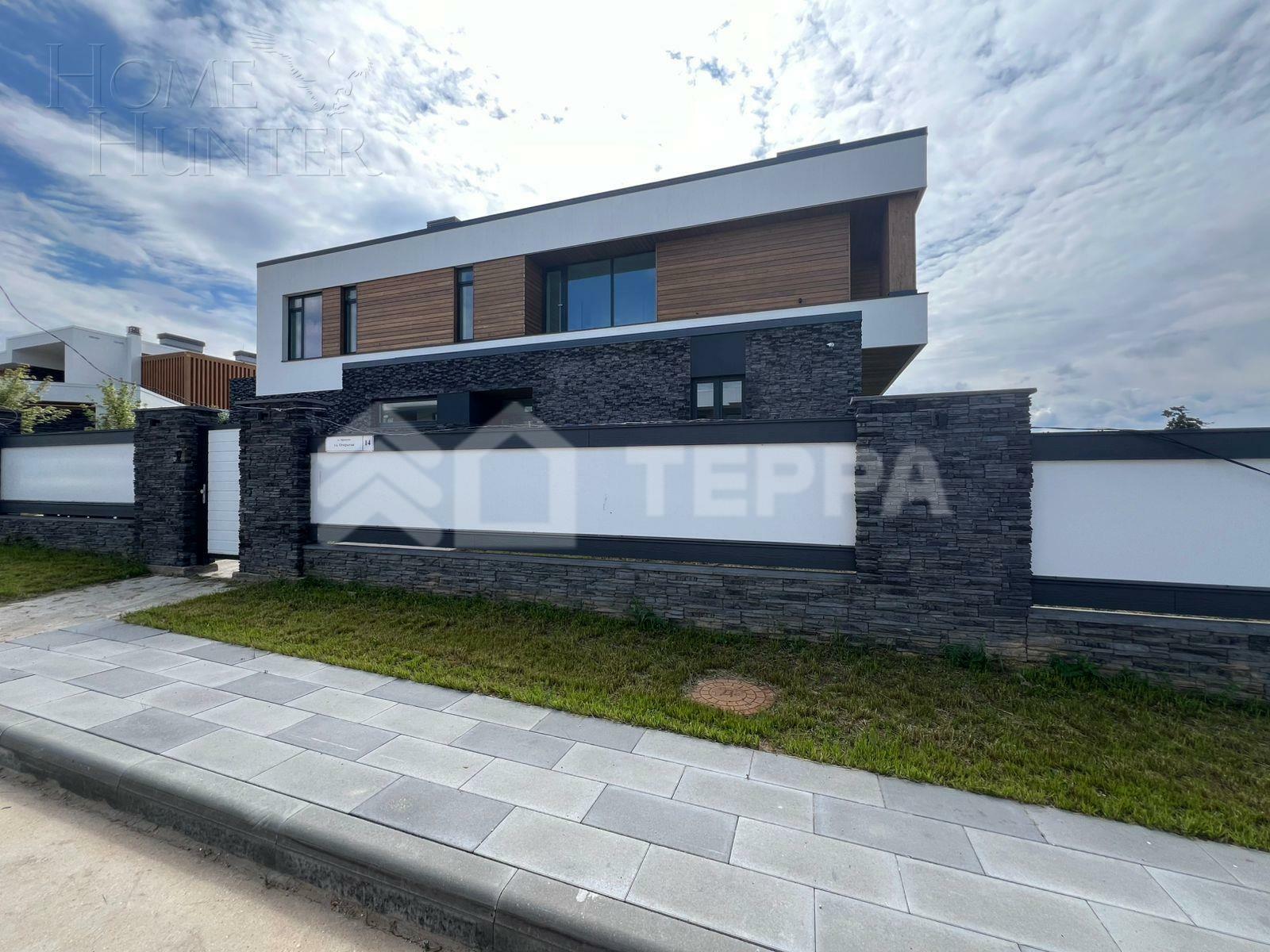 2-этажный коттедж 310 м² с отделкой