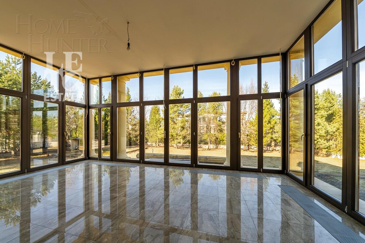 2-этажный коттедж 800 м² с отделкой