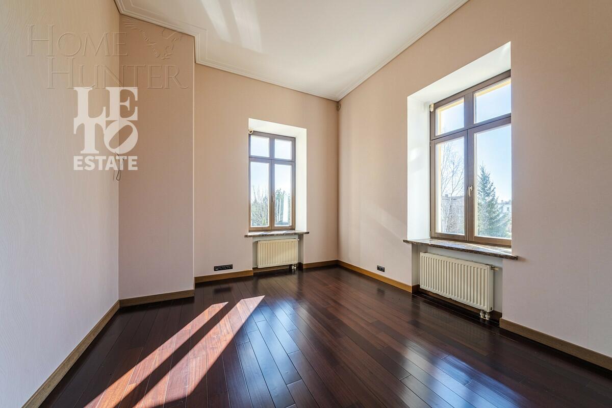 2-этажный коттедж 800 м² с отделкой