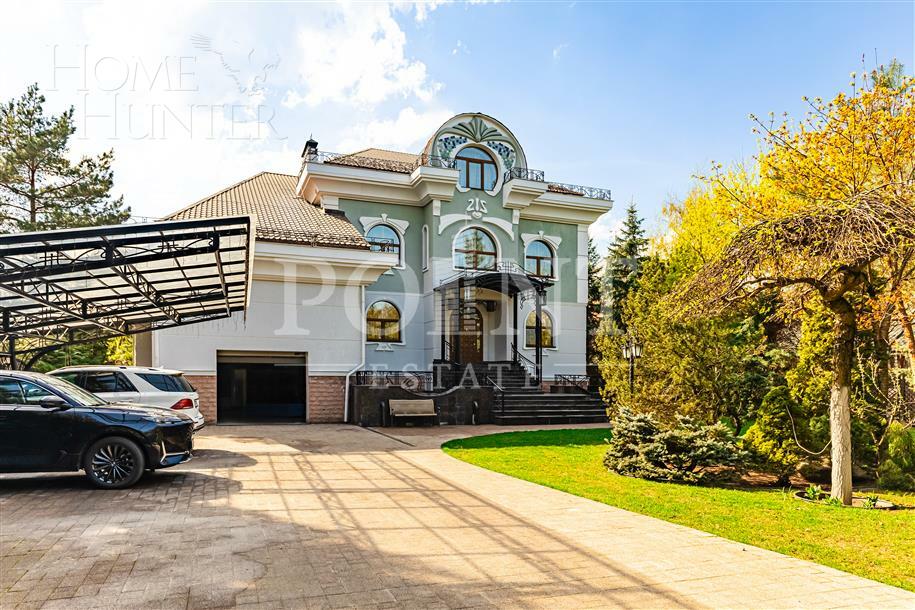 3-этажный коттедж 762 м² с отделкой