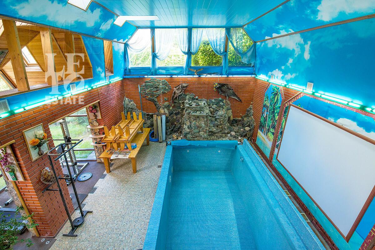 3-этажный коттедж 310 м² с отделкой