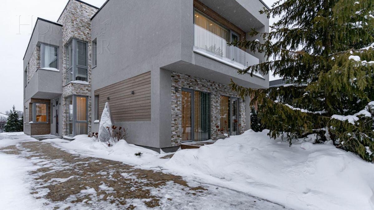 2-этажный коттедж 370 м² с отделкой