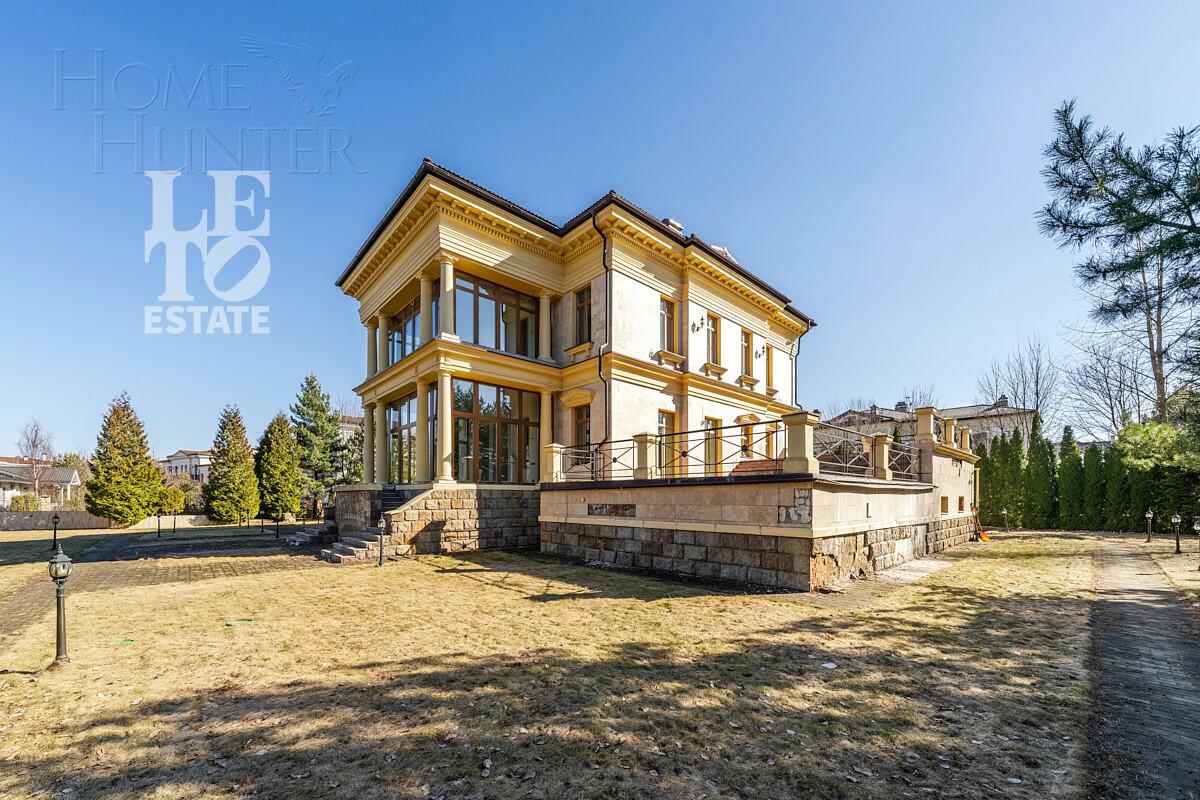 2-этажный коттедж 800 м² с отделкой